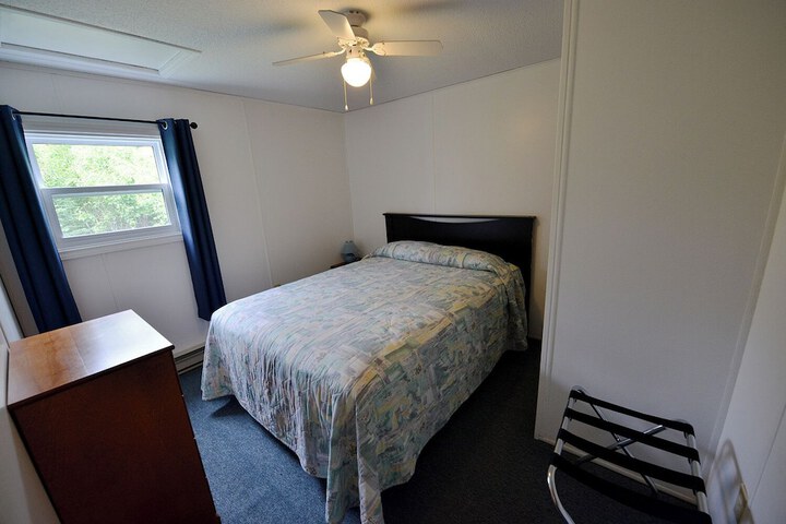 Room 11 of 111