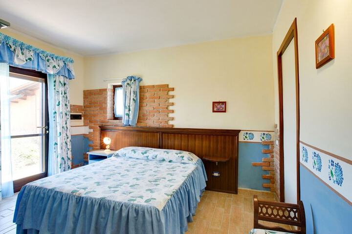 Room 14 of 181