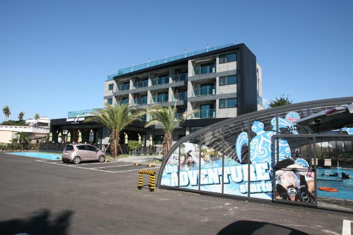The Blue Jeju