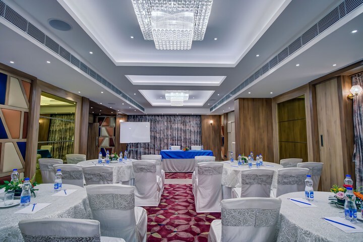Ballroom/Hall 45 of 51