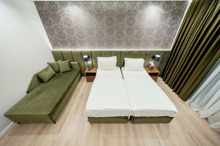 Room 12 of 51