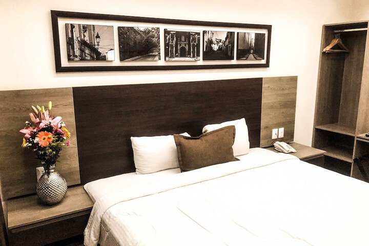Room 10 of 59