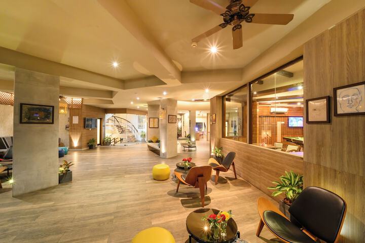 Hotel Interior 4 of 68