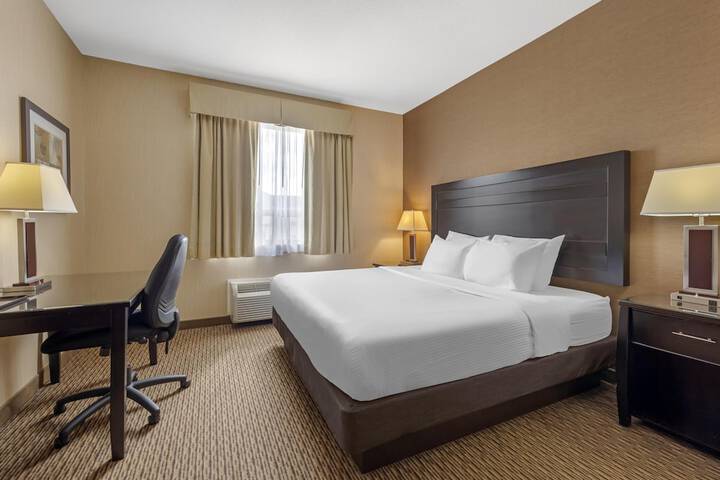 Room 10 of 35
