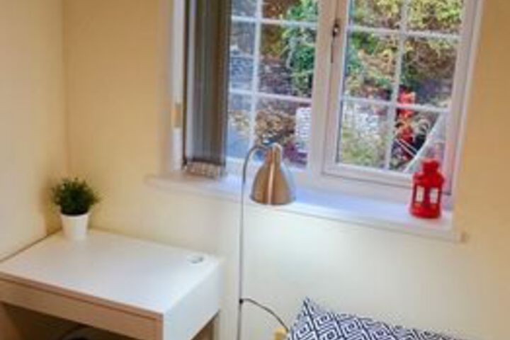 Room 6 of 23