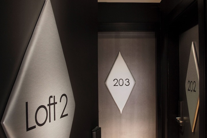 Room 29 of 77