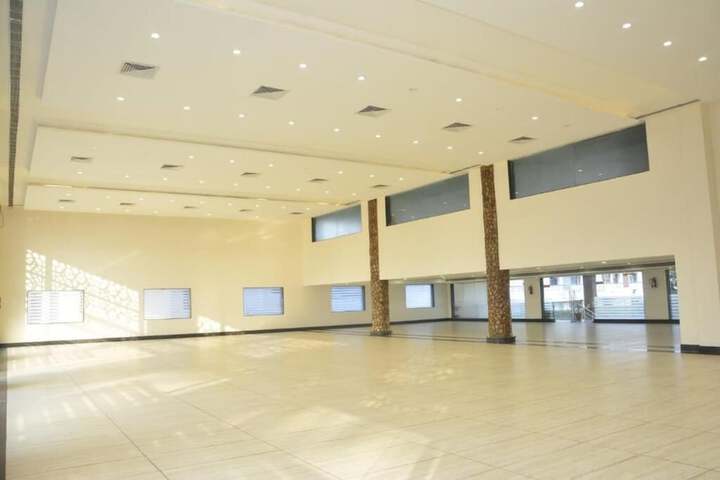 Business Center 11 of 16