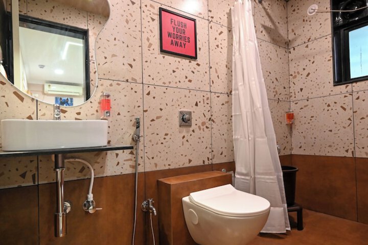 Room 17 of 22