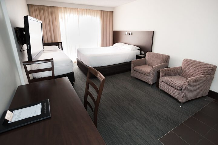 Room 28 of 61
