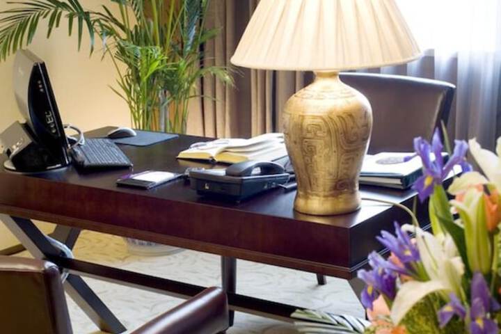 In-room business center