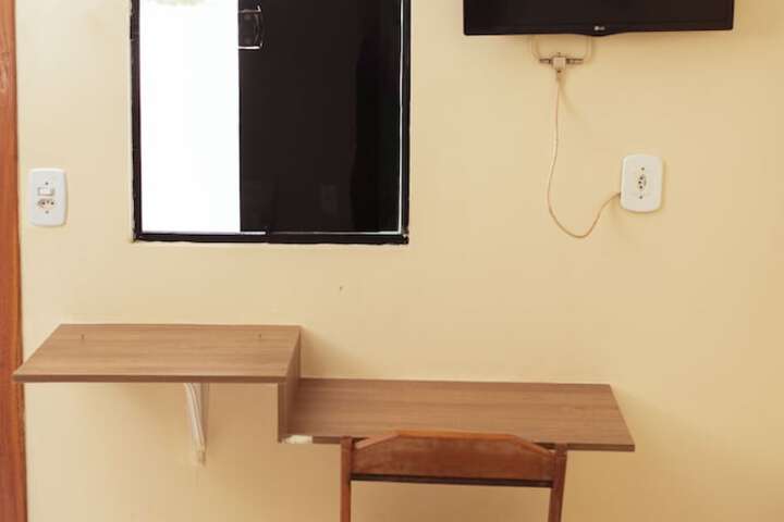 Room 7 of 37