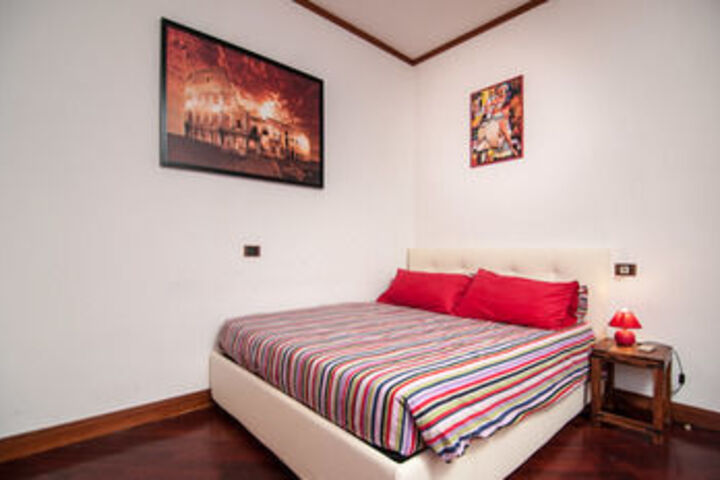 Room 85 of 153