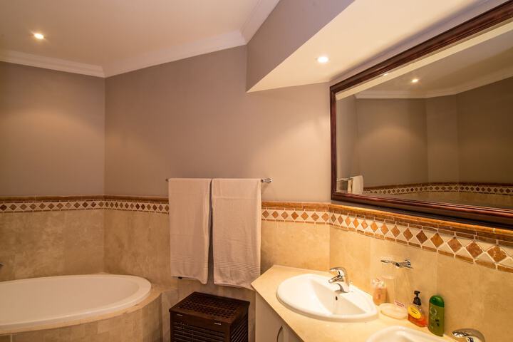 Room 14 of 35