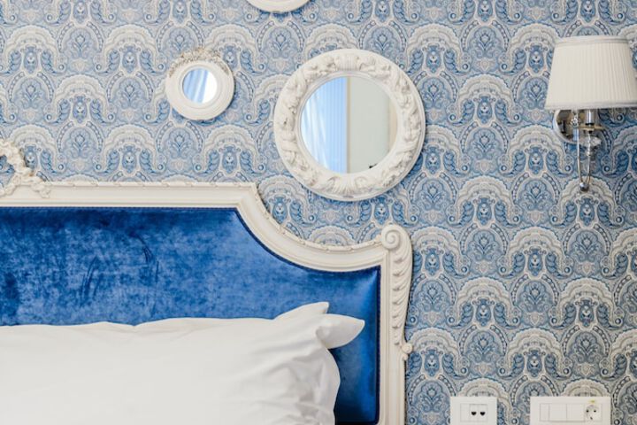 Room 10 of 85