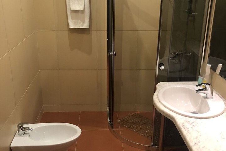 Room 44 of 78