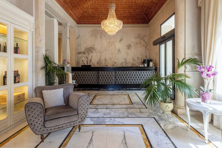 Lobby Entry