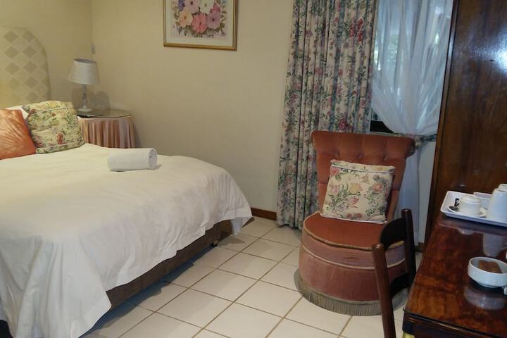 Room 16 of 53