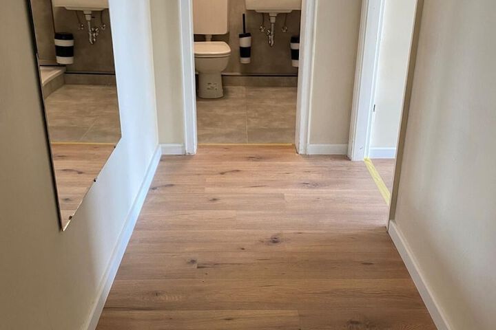 Room 3 of 25