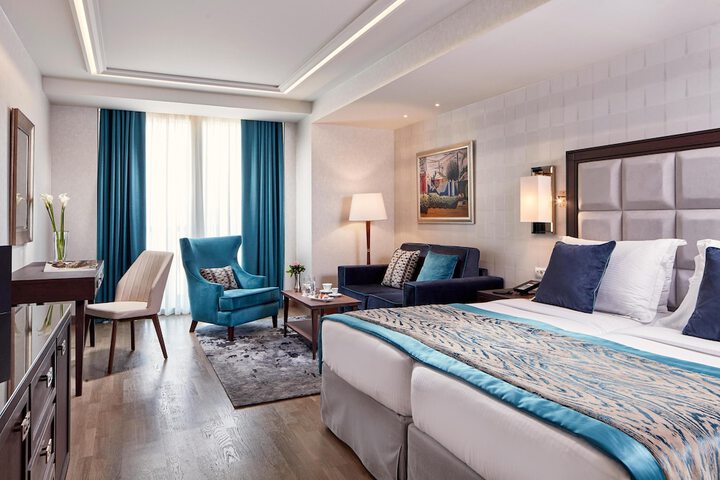 Room 45 of 91