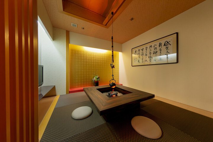 Room 26 of 46