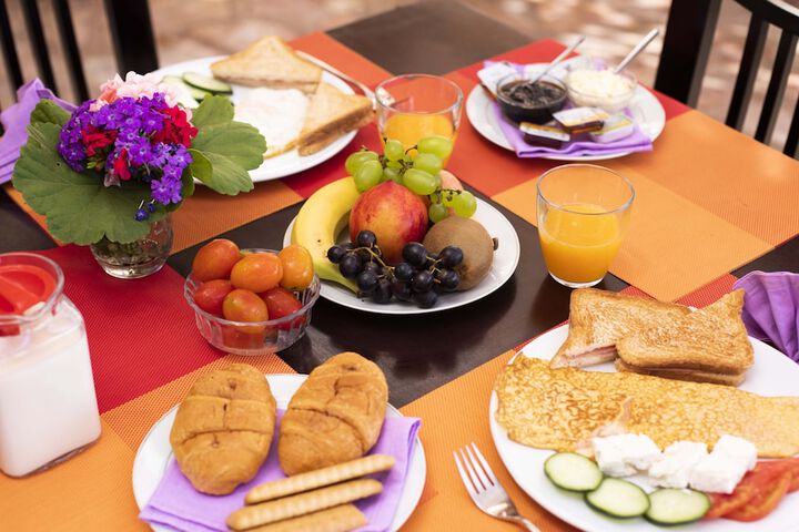 Breakfast/Coffee Service 120 of 131