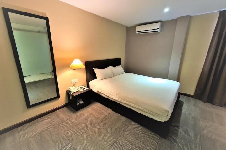 Room 22 of 75