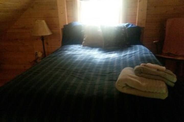 Room 7 of 9