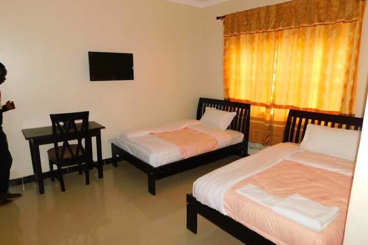 Room 7 of 23