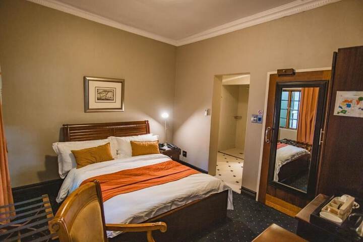 Room 5 of 58