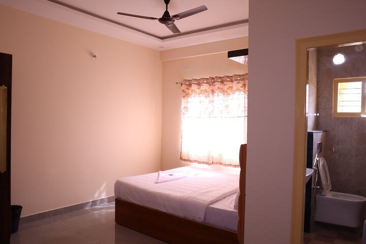 Room 6 of 22