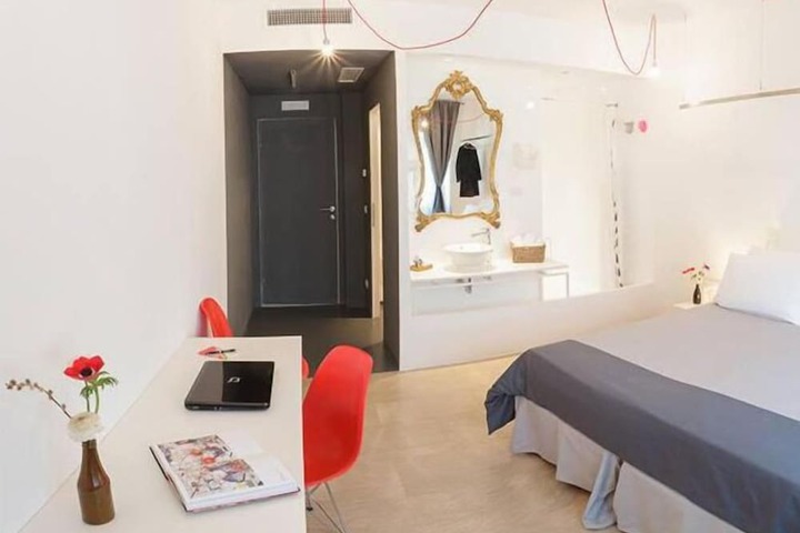 Room 15 of 22