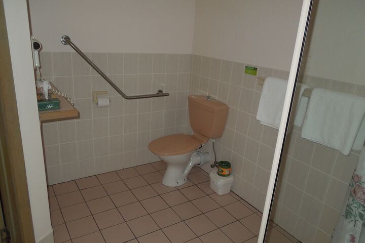 Room 20 of 29