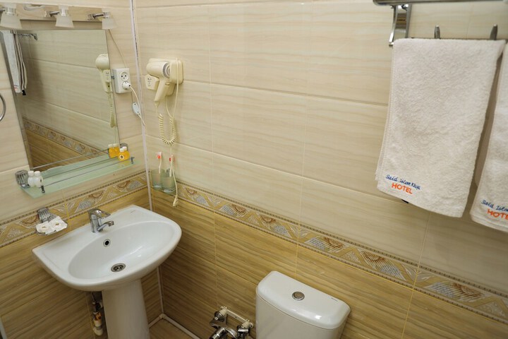 Room 15 of 26