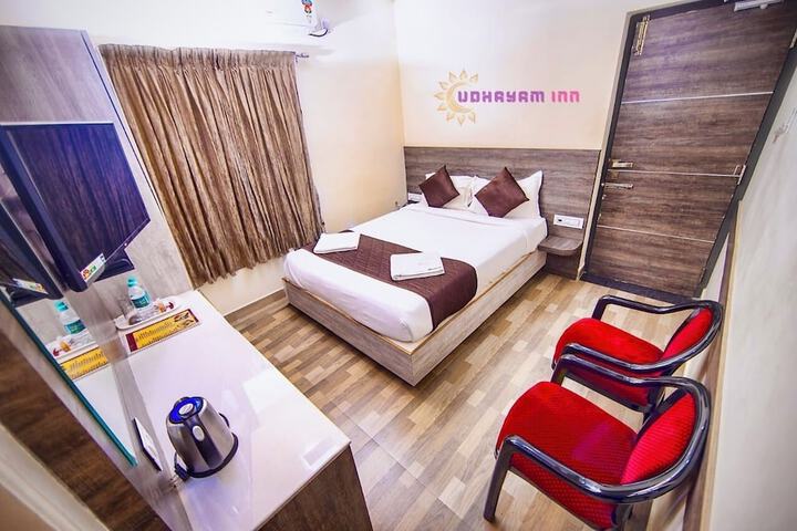 Room 15 of 20