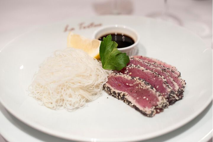 Dining 61 of 81