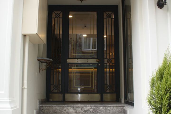 Hotel 43 of 49