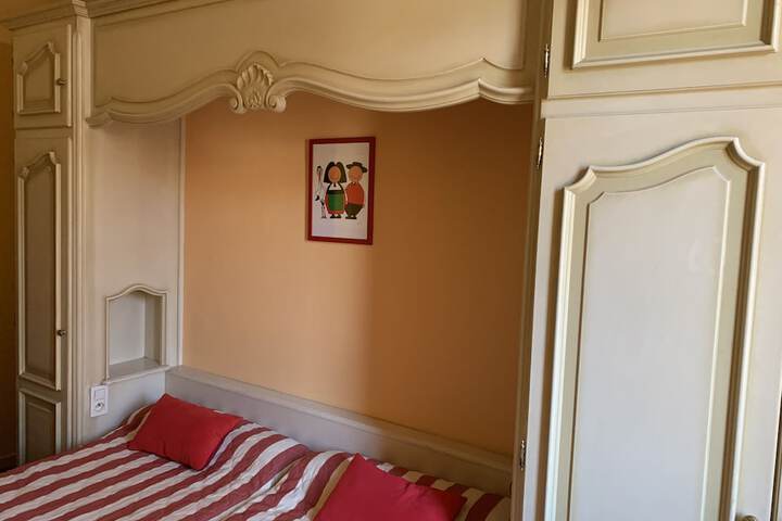 Room 7 of 31