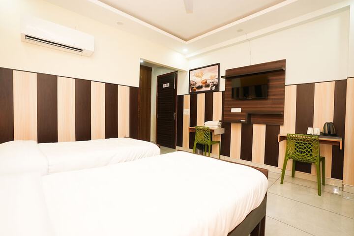 Room 19 of 41