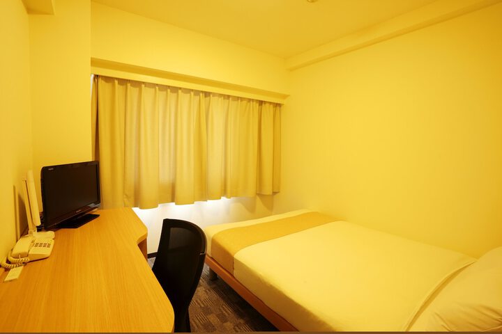 Room 20 of 49