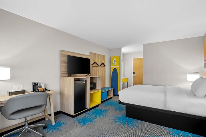 Room 16 of 41