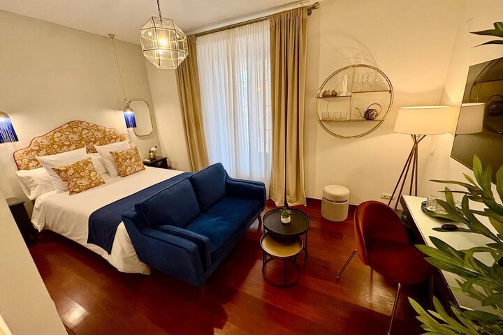 Room 3 of 89