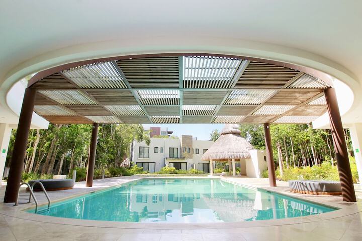 Pool 73 of 117