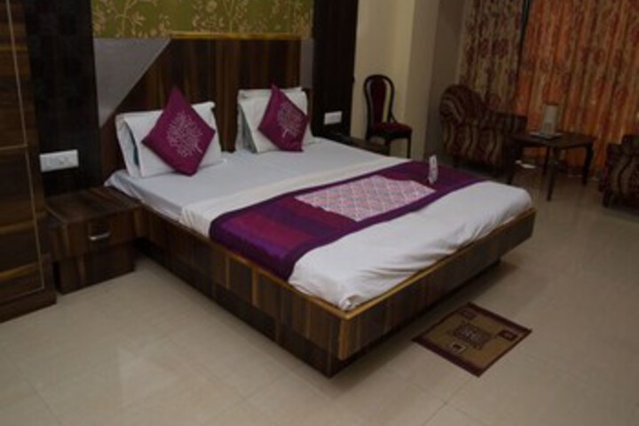 Room 16 of 22