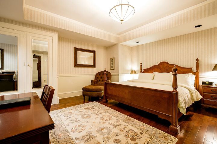 Room 28 of 88