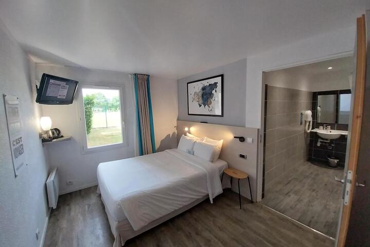 Room 56 of 75