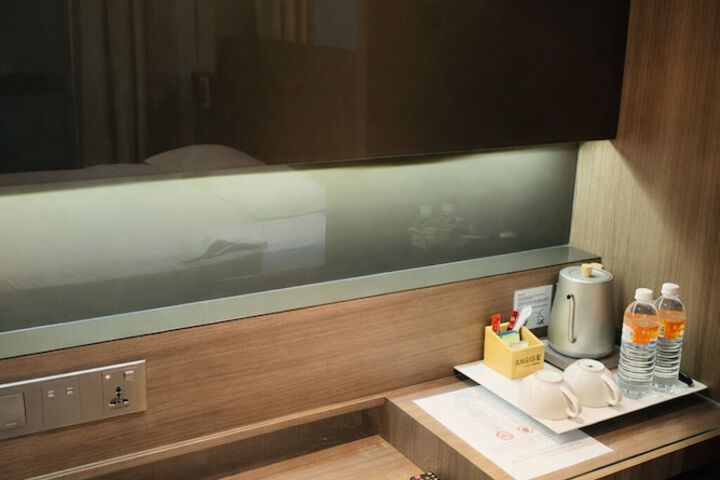 Room 29 of 104