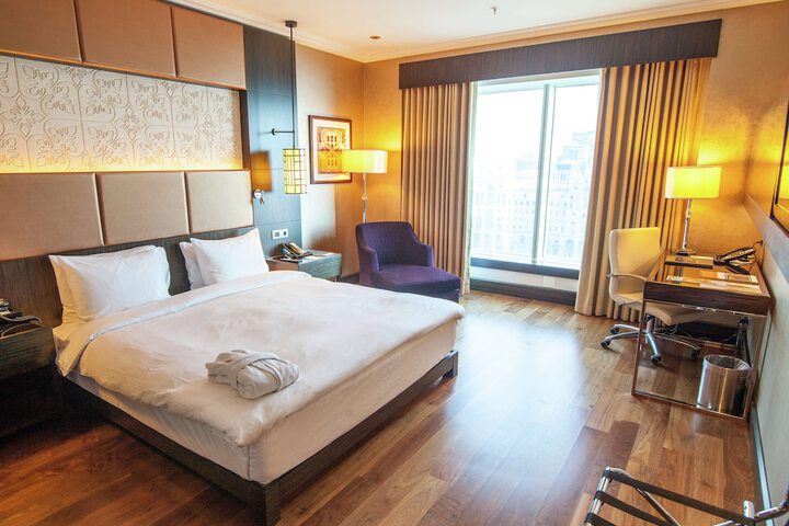 Room 27 of 130