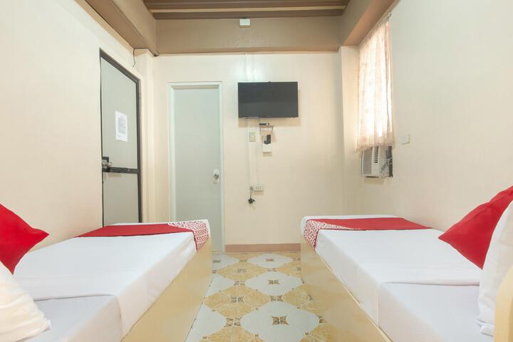 Room 18 of 31