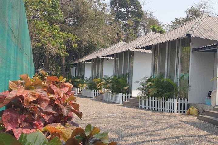 Room 2 of 18