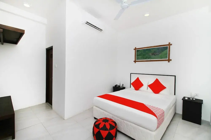 Room 4 of 21